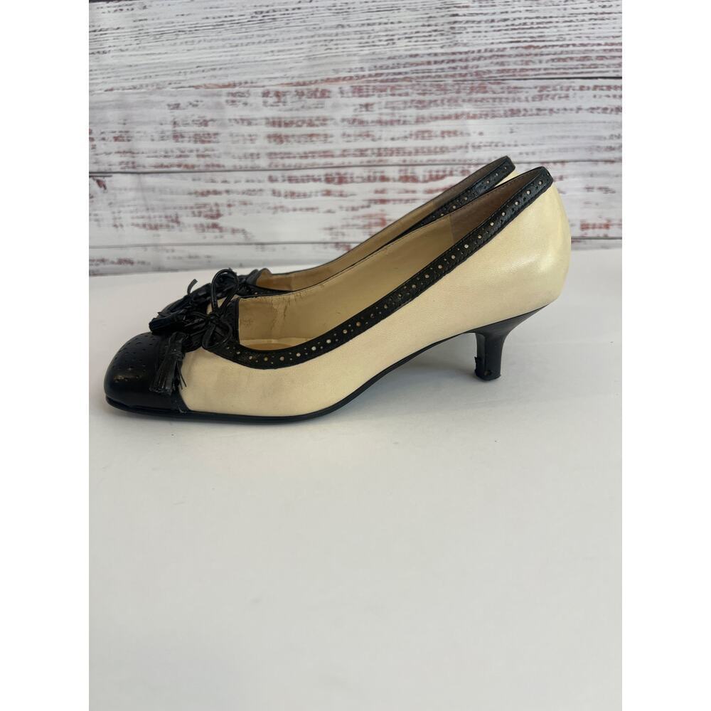 Aerosoles Suitn Tie high heel tassel
pumps cream black size 7 1/2 - Picture 5 of 14